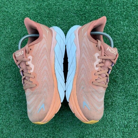 HOKA ONE ONE ARAHI 6 - Women’s Running Shoes - SIZE 6.5B - Picture 6 of 10